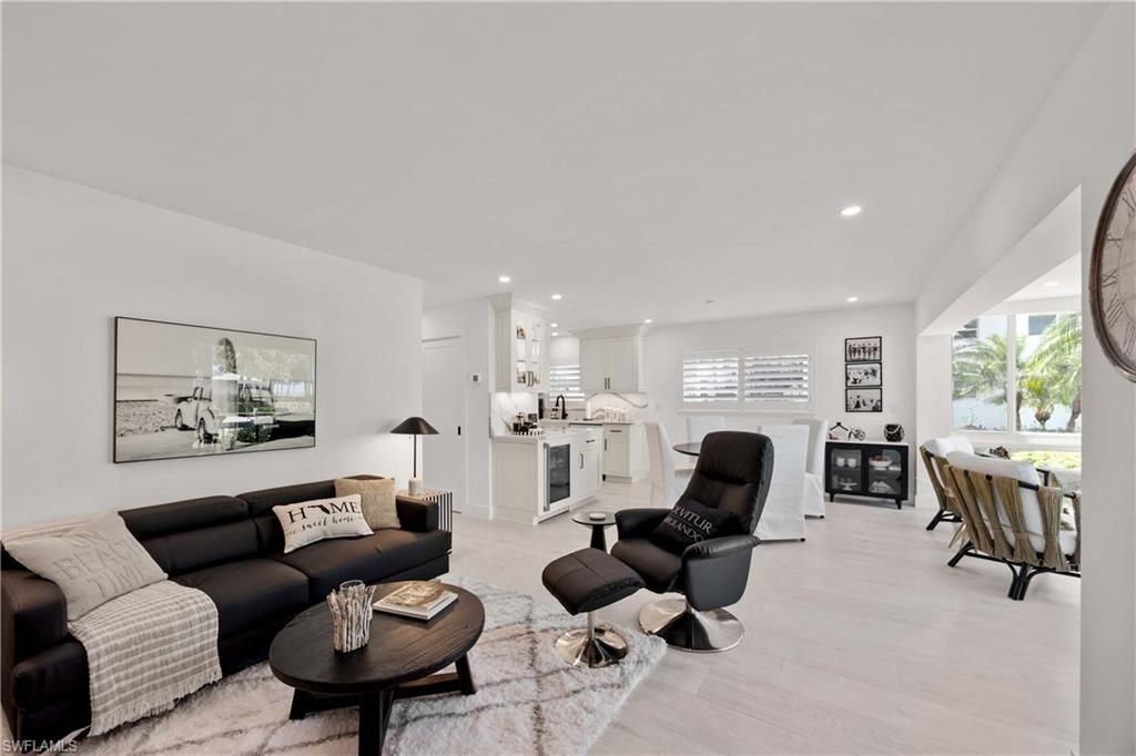 2100 Gulf Shore Blvd N, Unit 101, Naples, FL 34102 Photo