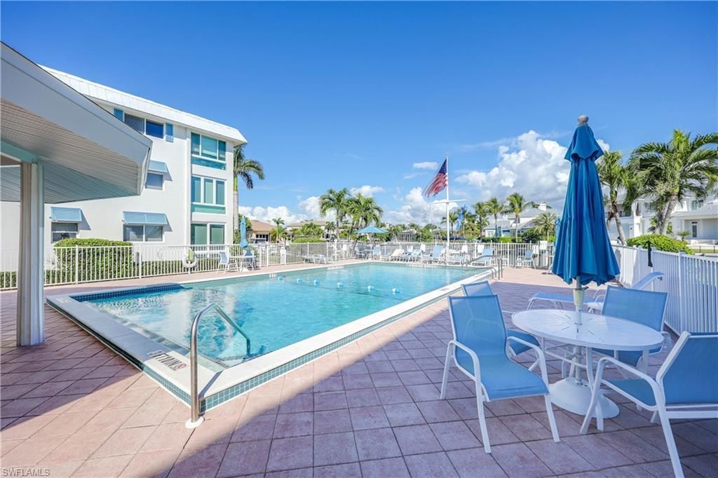 2100 Gulf Shore Blvd N, Unit 101, Naples, FL 34102 Photo