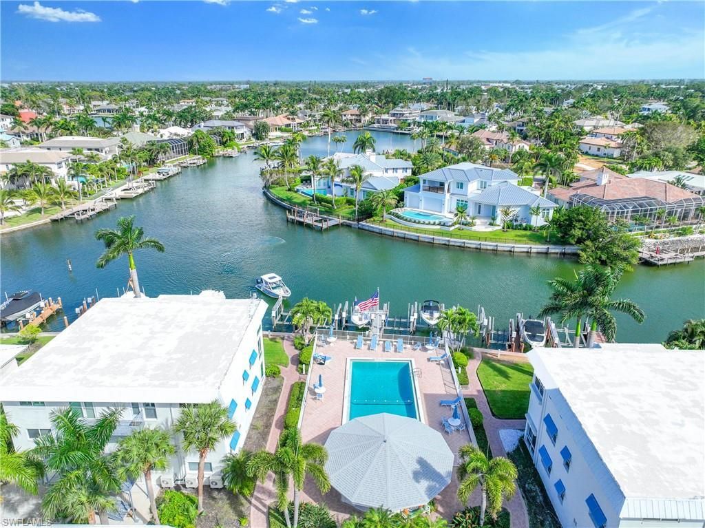 2100 Gulf Shore Blvd N, Unit 101, Naples, FL 34102 Photo