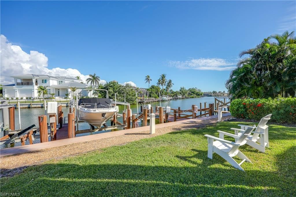 2100 Gulf Shore Blvd N, Unit 101, Naples, FL 34102 Photo