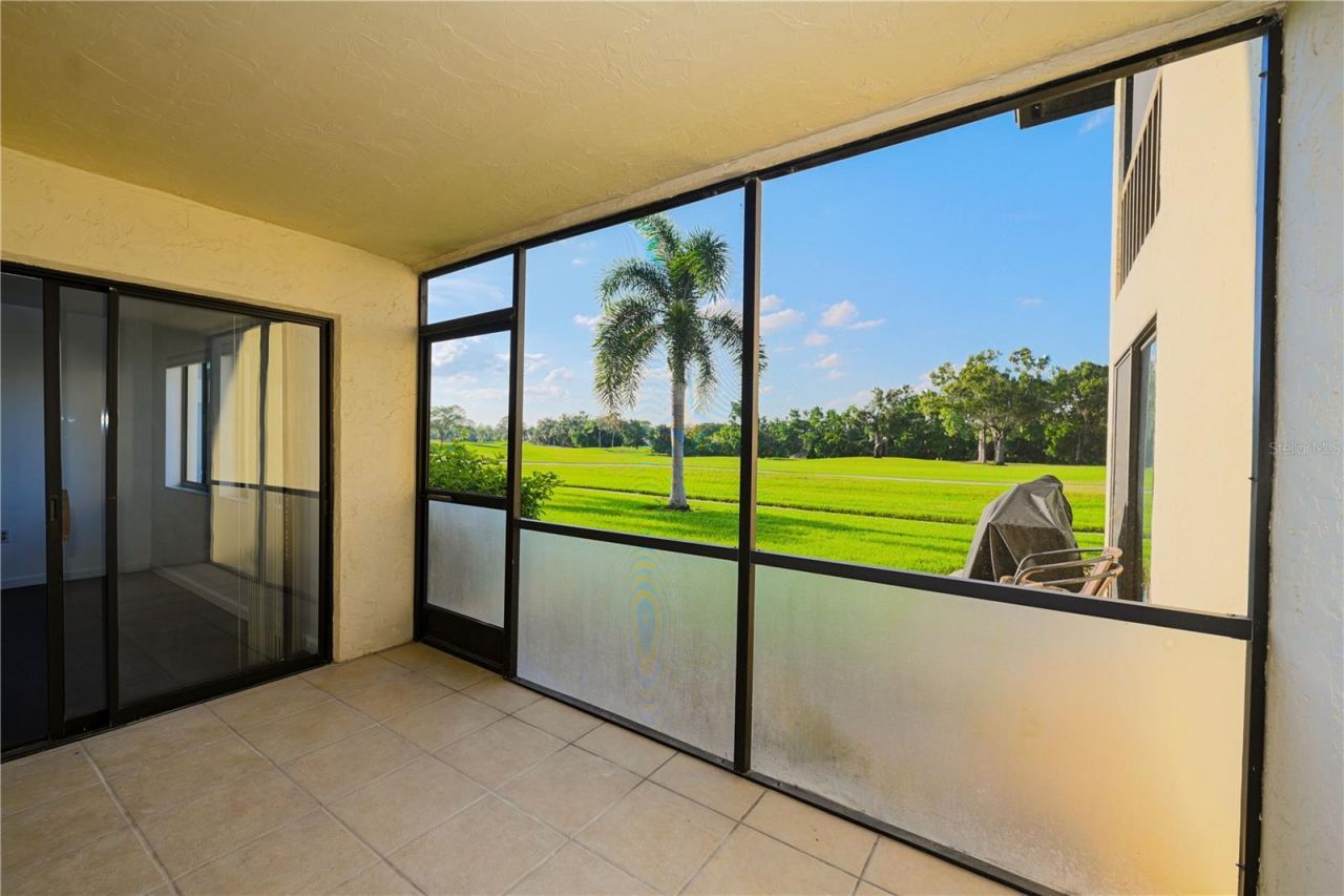 4625 Longwater Chase, Unit 113, Sarasota, FL 34235 Photo