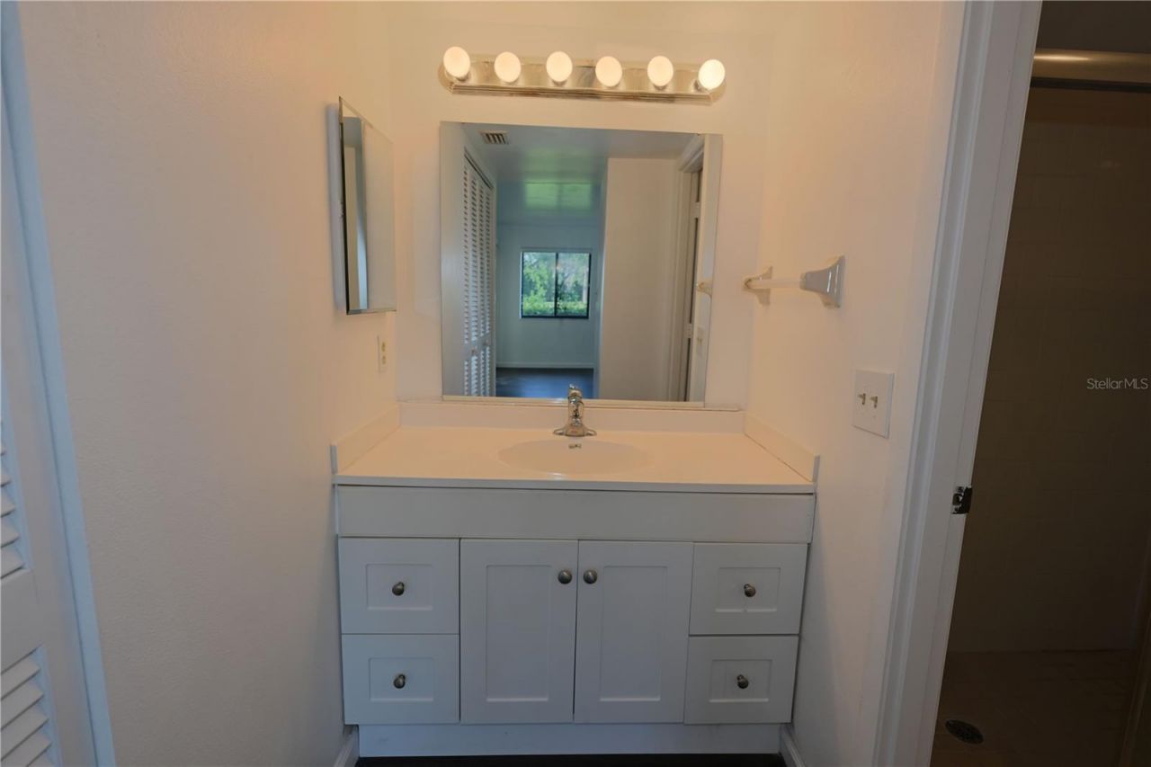 4625 Longwater Chase, Unit 113, Sarasota, FL 34235 Photo