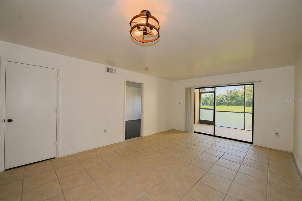 4625 Longwater Chase, Unit 113, Sarasota, FL 34235 Photo