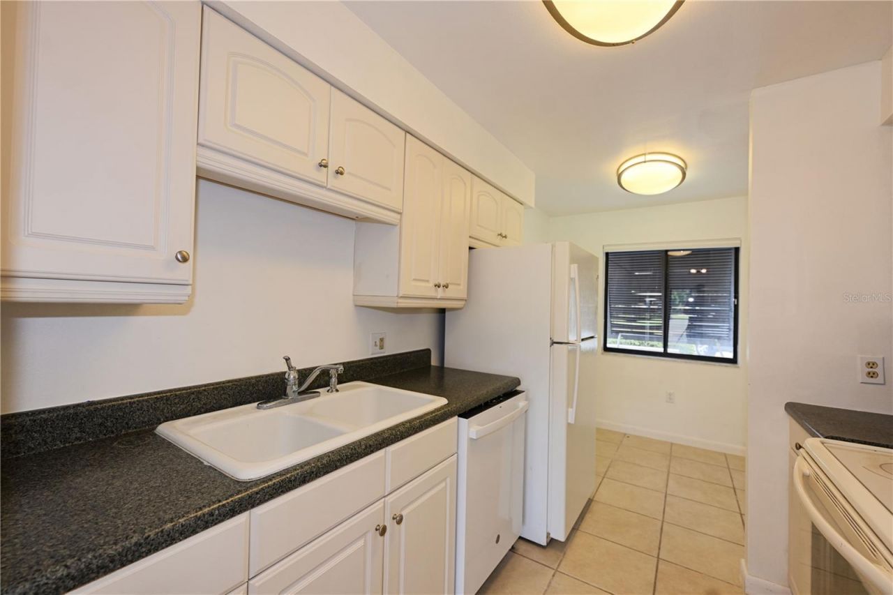 4625 Longwater Chase, Unit 113, Sarasota, FL 34235 Photo