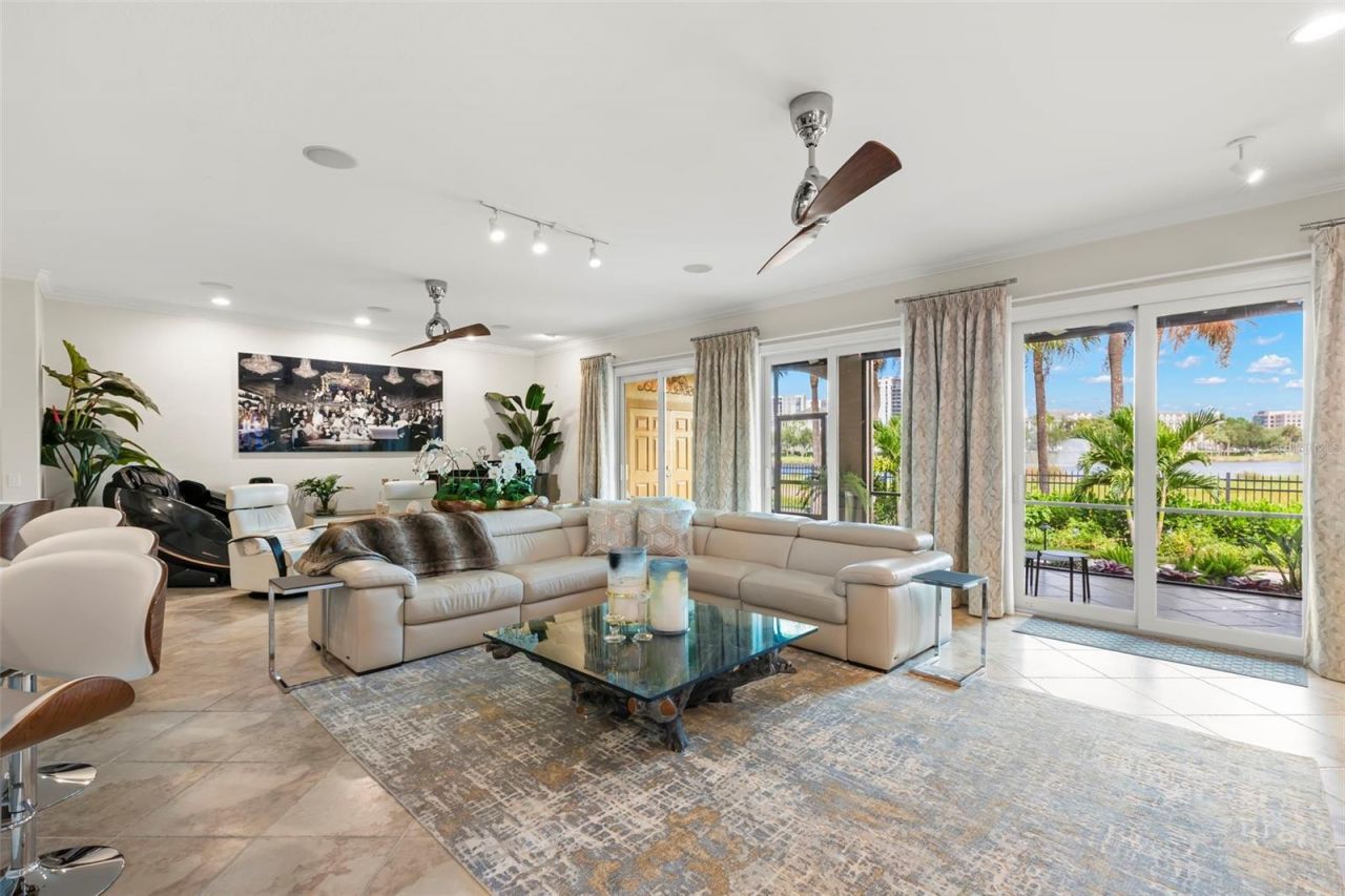 657 Saxony Boulevard, Saint Petersburg, FL 33716 Photo