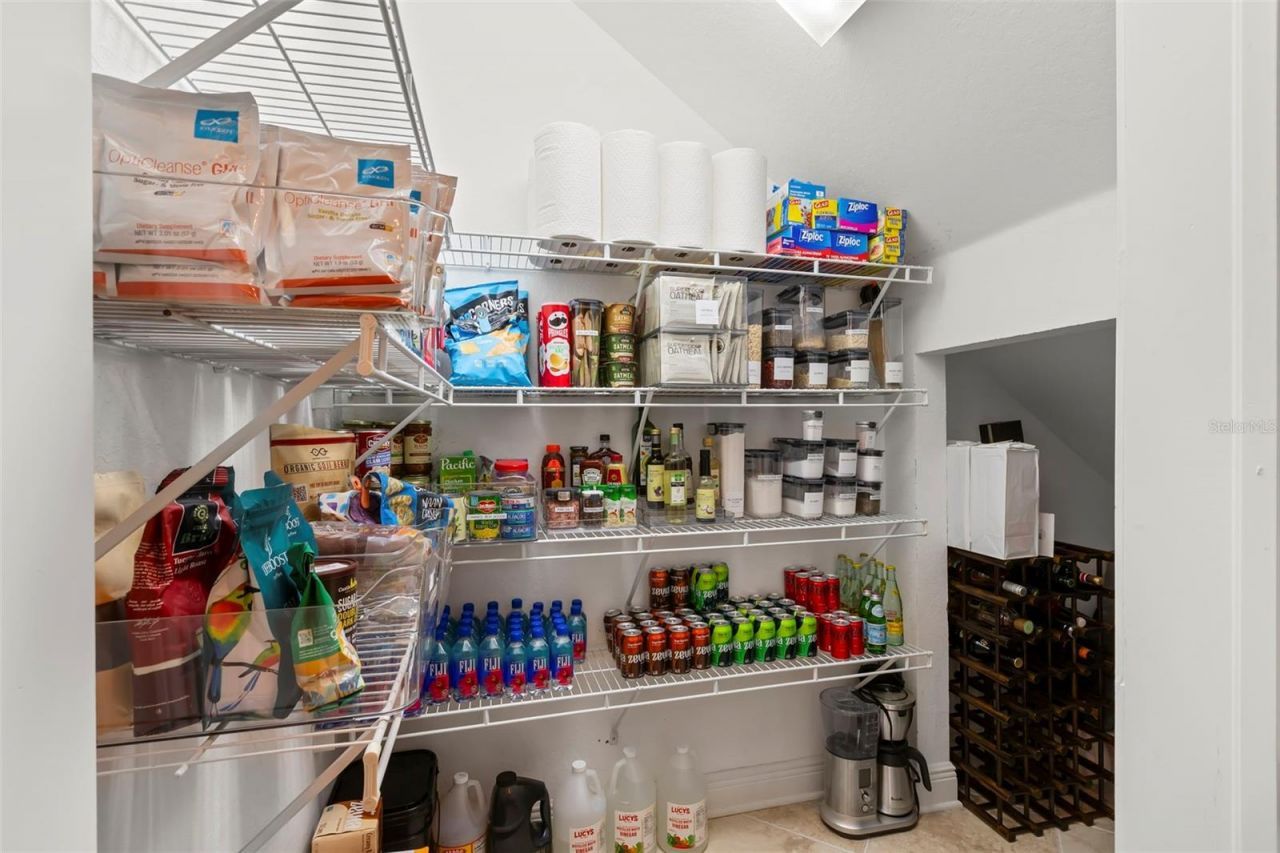 657 Saxony Boulevard, Saint Petersburg, FL 33716 Photo