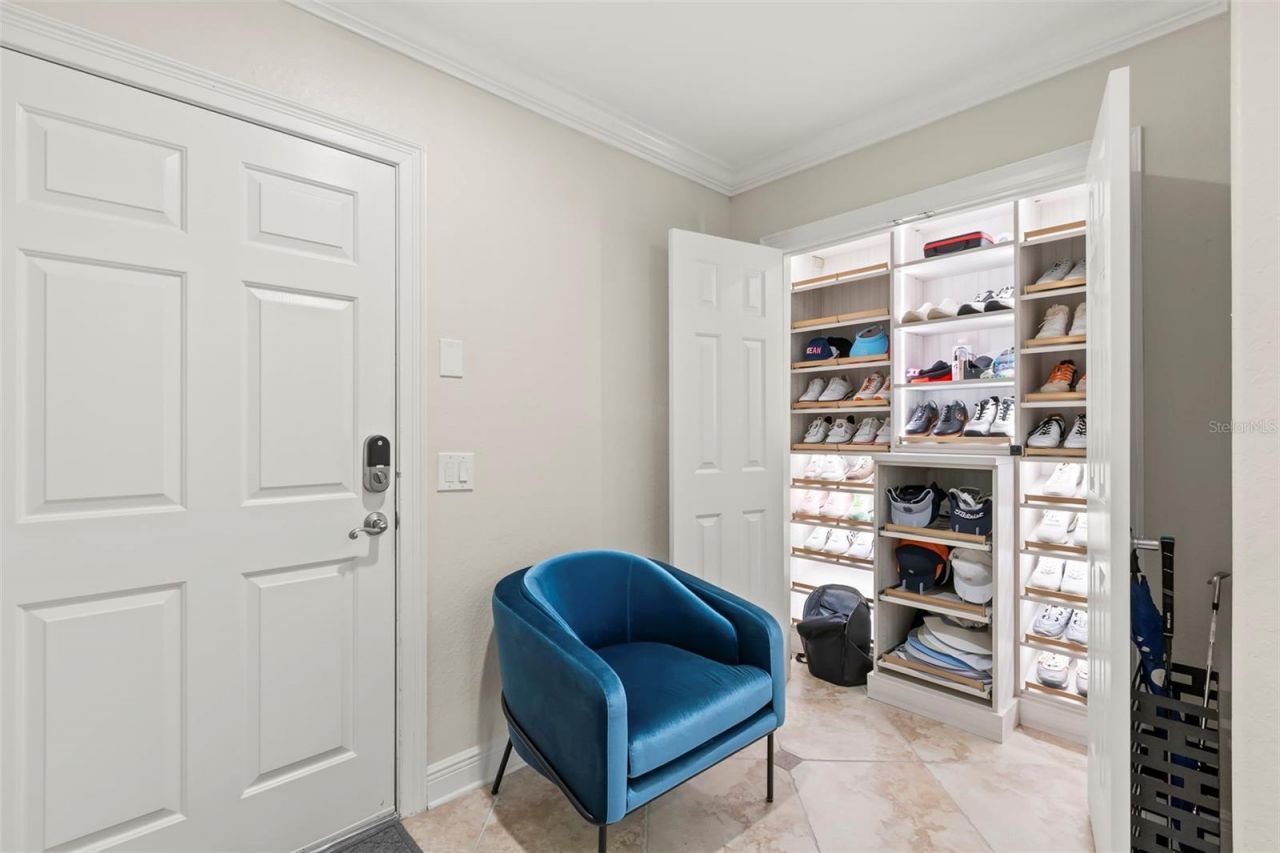 657 Saxony Boulevard, Saint Petersburg, FL 33716 Photo