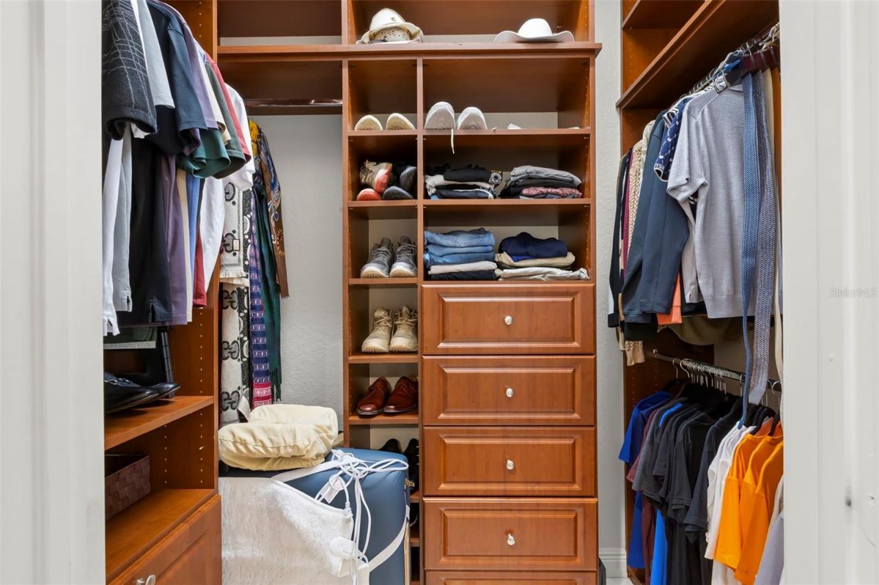 657 Saxony Boulevard, Saint Petersburg, FL 33716 Photo