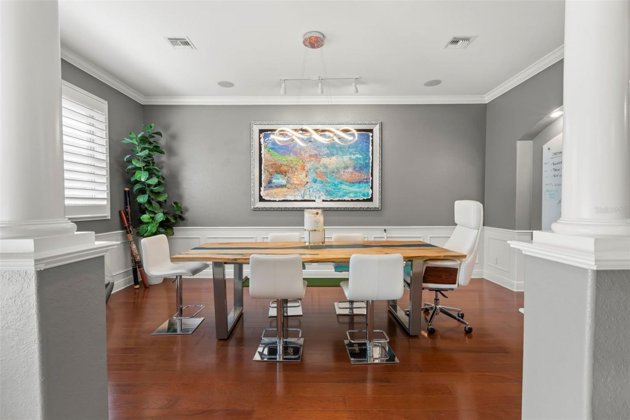 657 Saxony Boulevard, Saint Petersburg, FL 33716 Photo