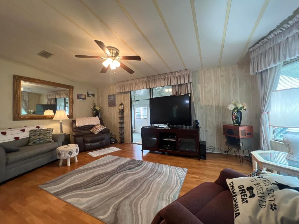 6226 S Joshua Lane, Lake Worth, FL 33462 Photo
