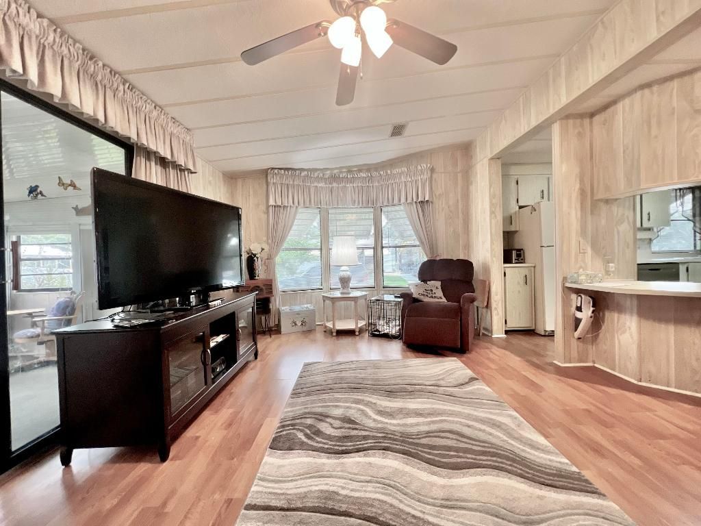 6226 S Joshua Lane, Lake Worth, FL 33462 Photo