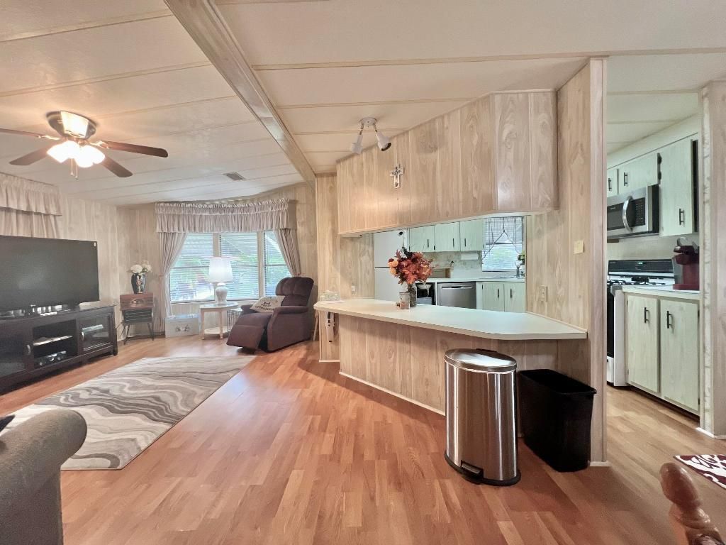 6226 S Joshua Lane, Lake Worth, FL 33462 Photo