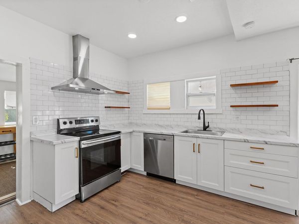 120 NW 4th Avenue, Boynton Beach, FL 33435