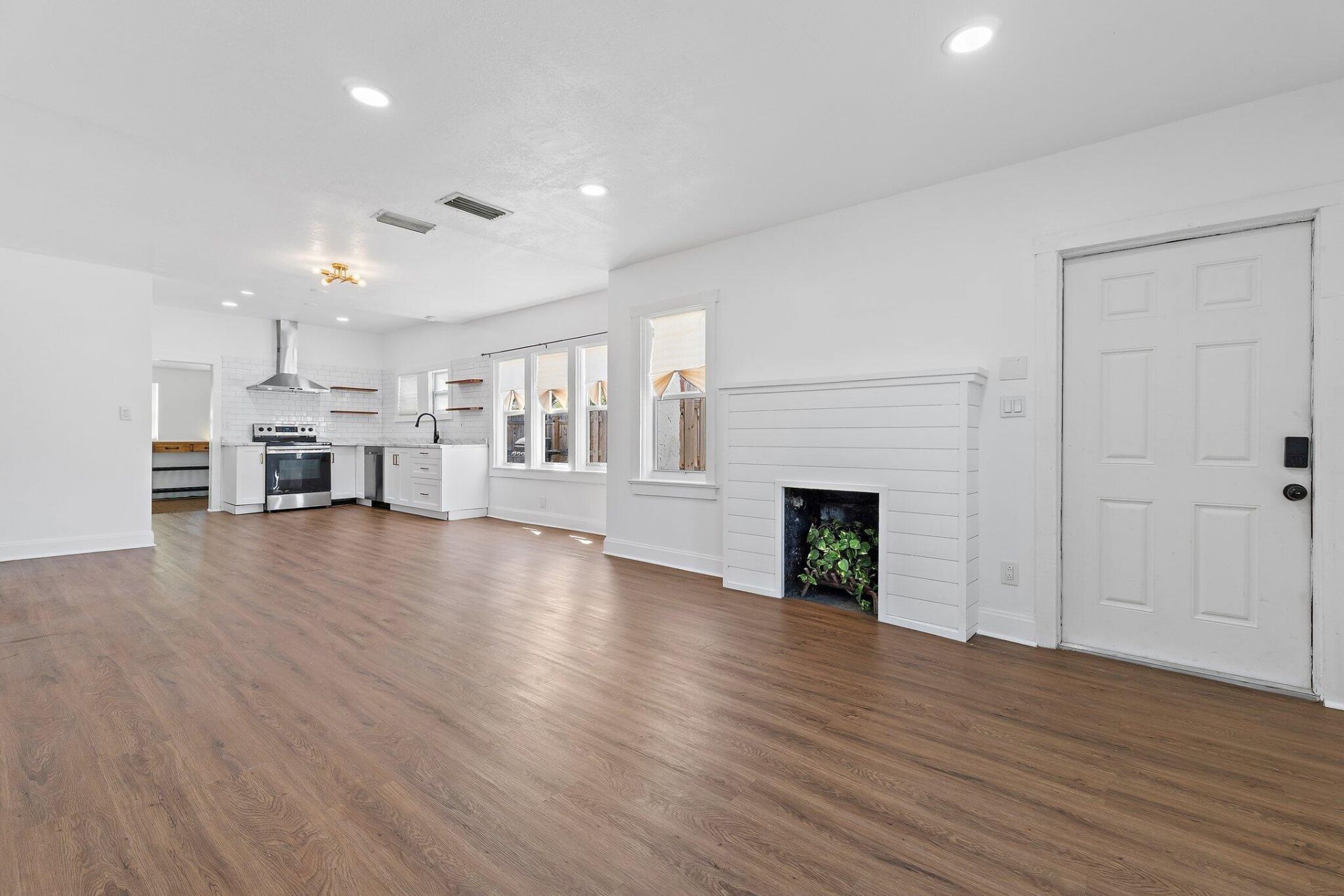 120 NW 4th Avenue, Boynton Beach, FL 33435 Photo