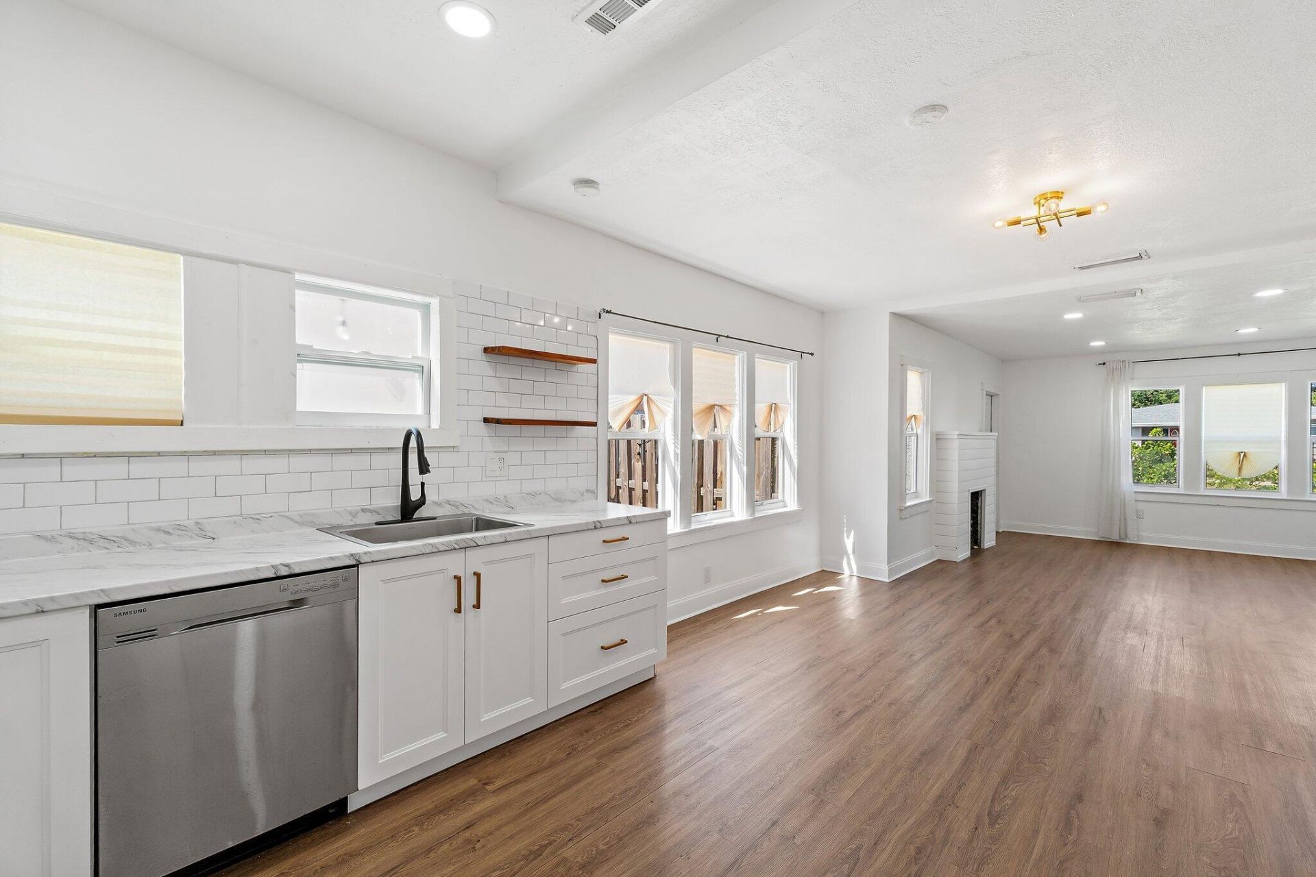 120 NW 4th Avenue, Boynton Beach, FL 33435 Photo