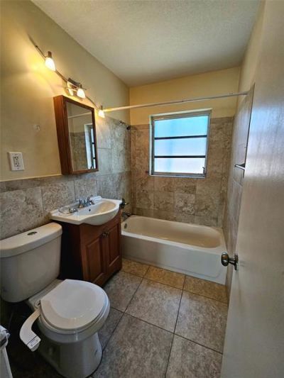 1340 SW 32nd Avenue, Fort Lauderdale, FL 33312 Photo