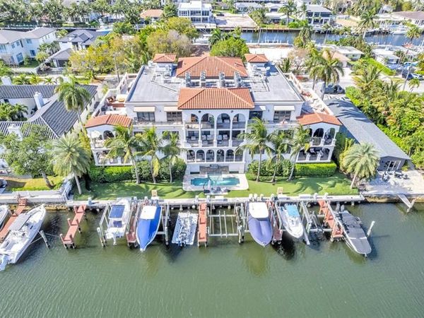 1532 SE 12th St, Unit 304, Fort Lauderdale, FL 33316