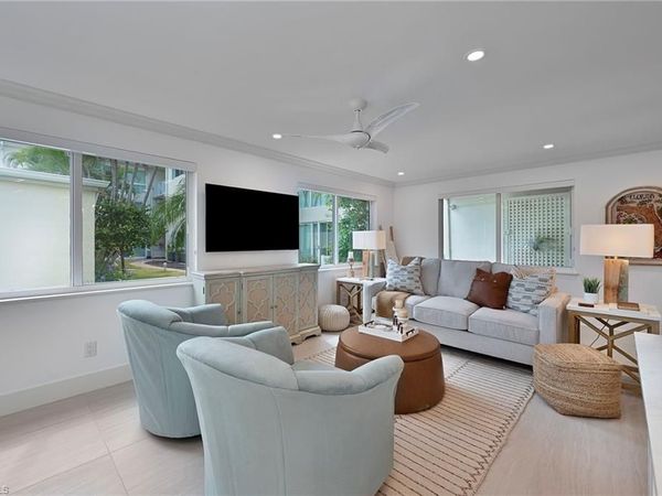 1950 Gulf Shore BLVD N, Unit 107, NAPLES, FL 34102