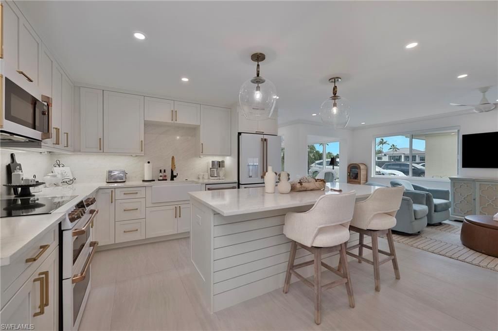 1950 Gulf Shore Blvd N, Unit 107, Naples, FL 34102 Photo