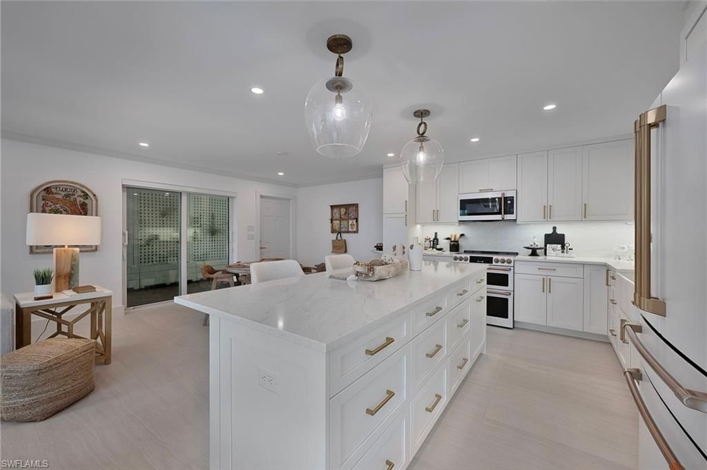 1950 Gulf Shore Blvd N, Unit 107, Naples, FL 34102 Photo