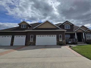 1007 6th Avenue NE, Dilworth, MN 56529