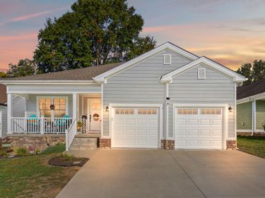 1013 Silver Leaf Drive, Lawrenceburg, KY 40342