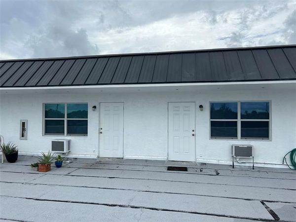 800 NE 13th, Unit 6, Fort Lauderdale, FL 33304