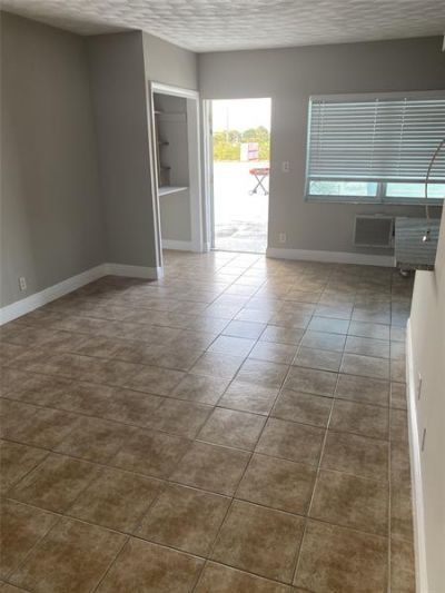 800 NE 13th, Unit 6, Fort Lauderdale, FL 33304 Photo