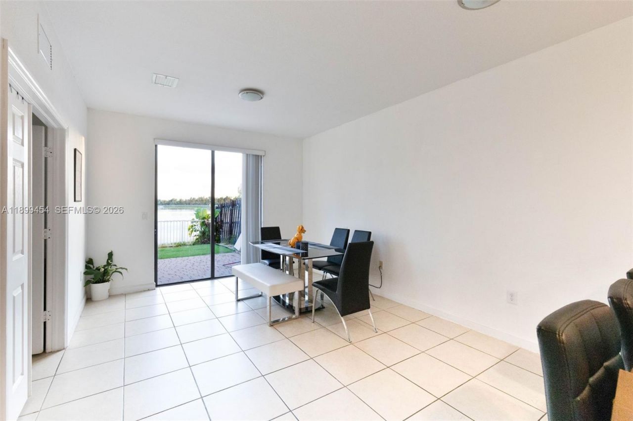 11628 NW 87th Ln, Doral, FL 33178 Photo