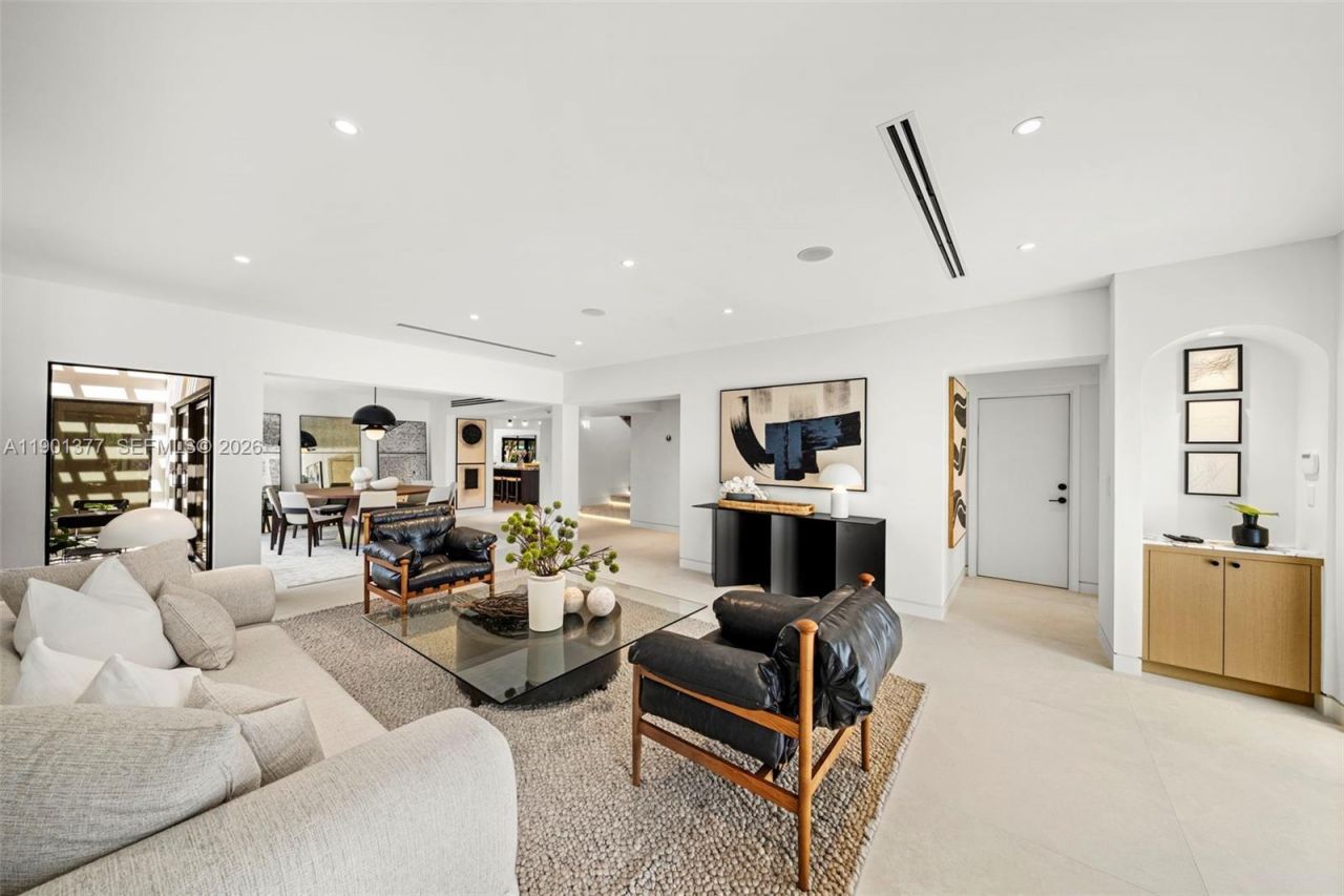 1815 Fairhaven Pl, Miami, FL 33133 Photo