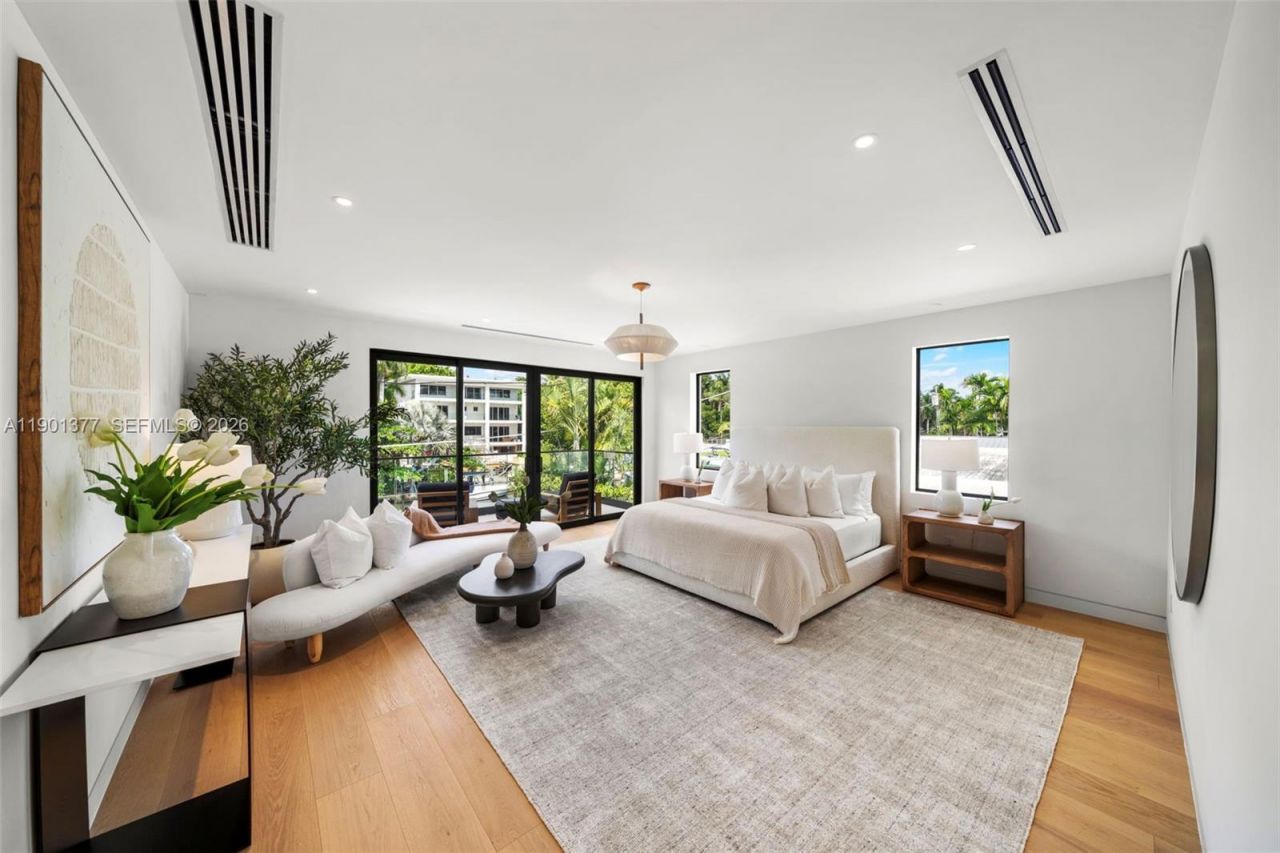 1815 Fairhaven Pl, Miami, FL 33133 Photo