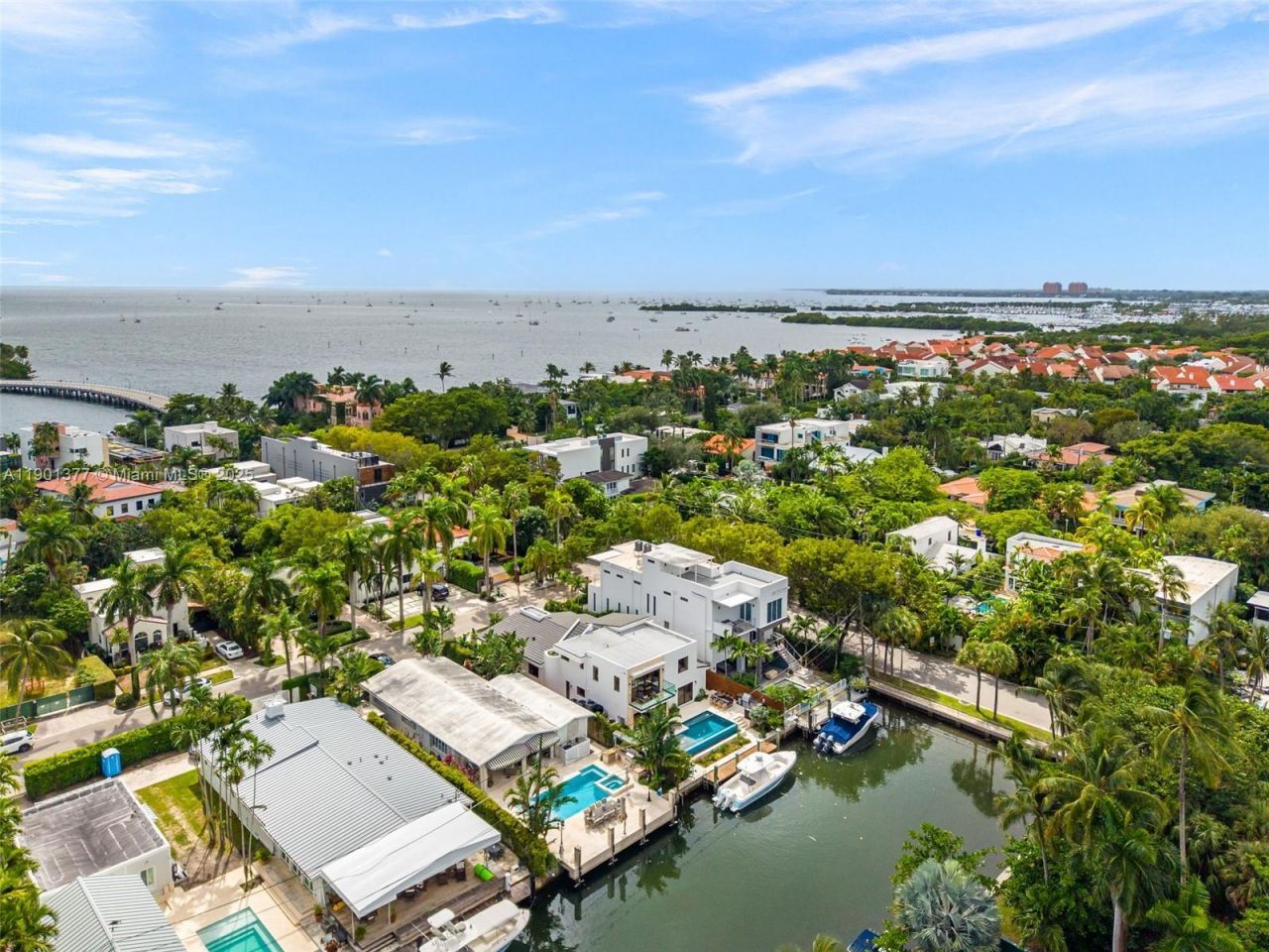 1815 Fairhaven Pl, Miami, FL 33133 Photo