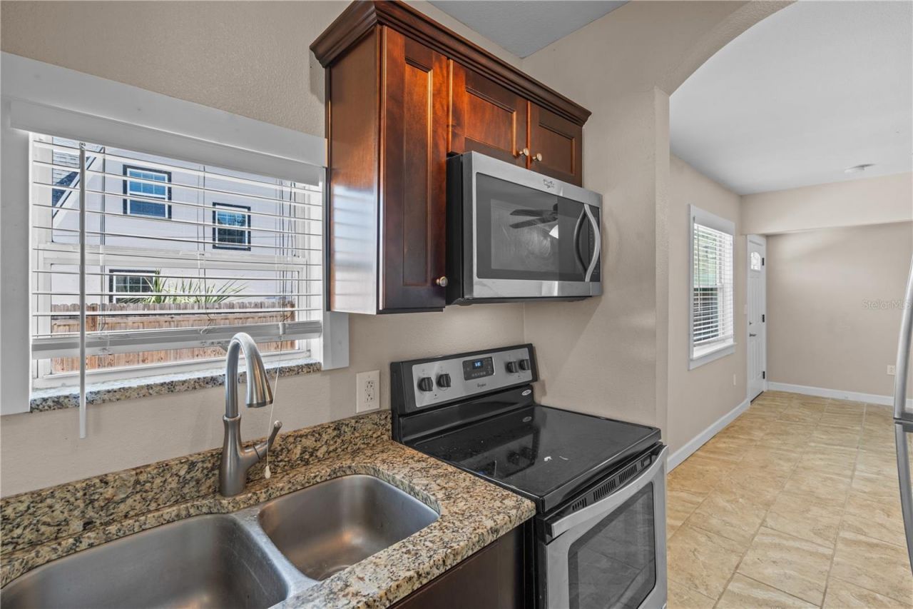 222 25th Street N, Saint Petersburg, FL 33713 Photo