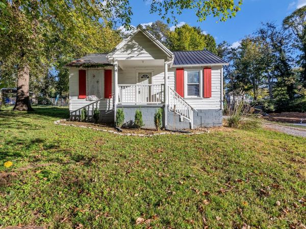 1006 Adair Ave, Columbia, TN 38401