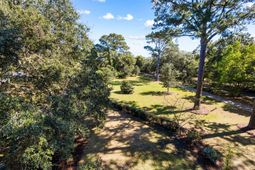 2112 Parkway Drive photo 4