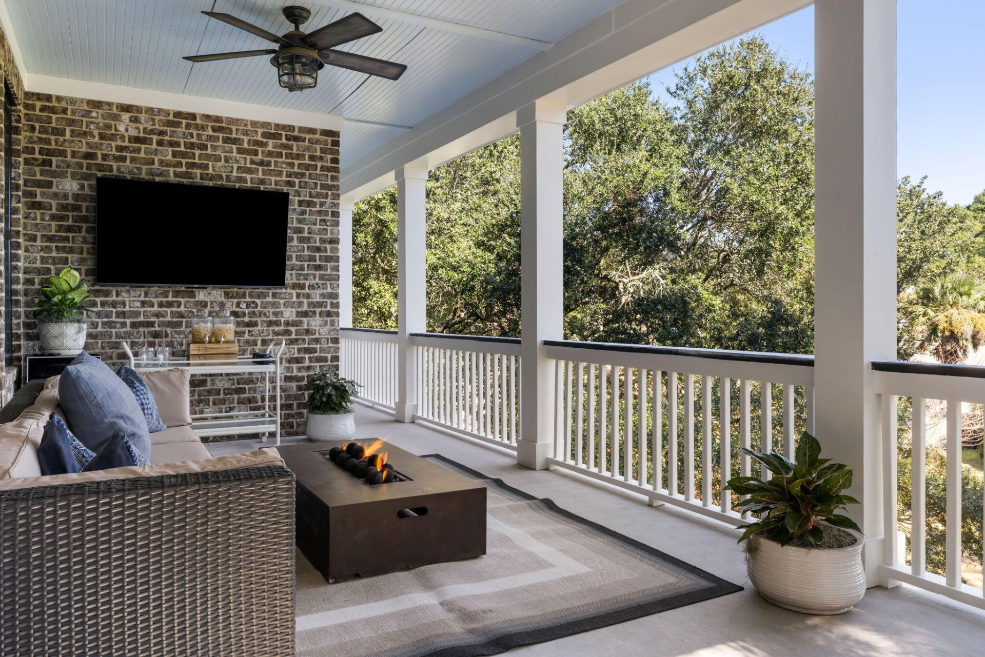 2112 Parkway Drive Photo 30