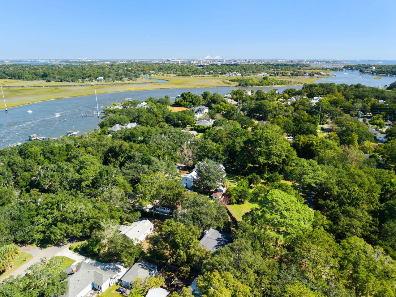 2112 Parkway Drive Photo 39