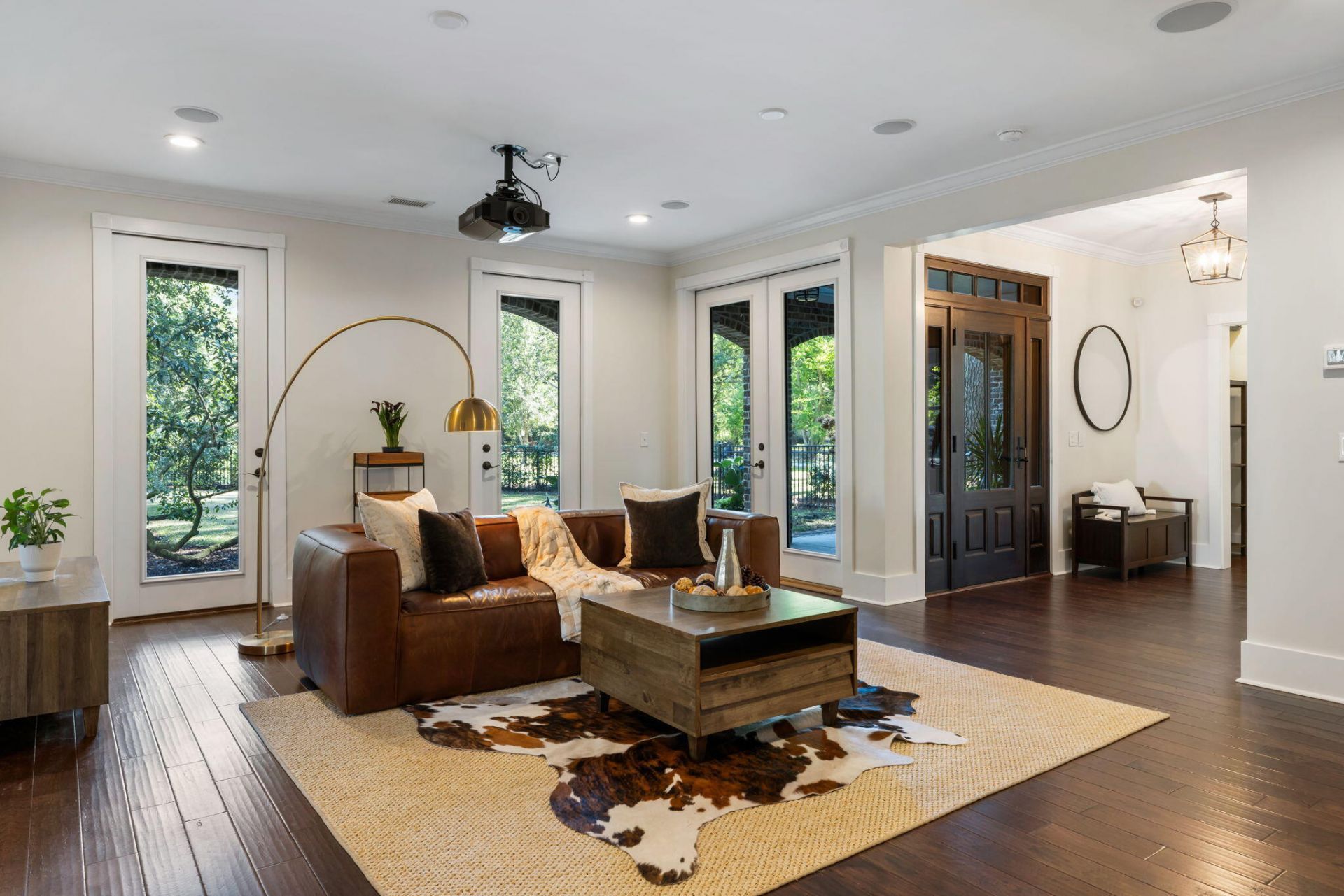 2112 Parkway Drive Photo 7