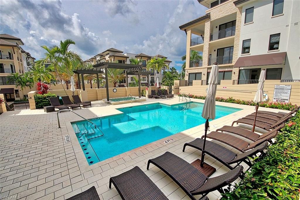 1035 3rd Ave S, Unit 411, Naples, FL 34102 Photo
