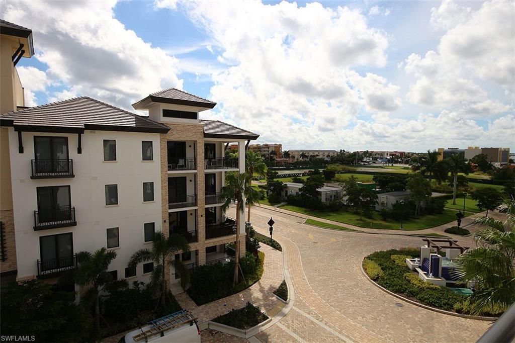 1035 3rd Ave S, Unit 411, Naples, FL 34102 Photo
