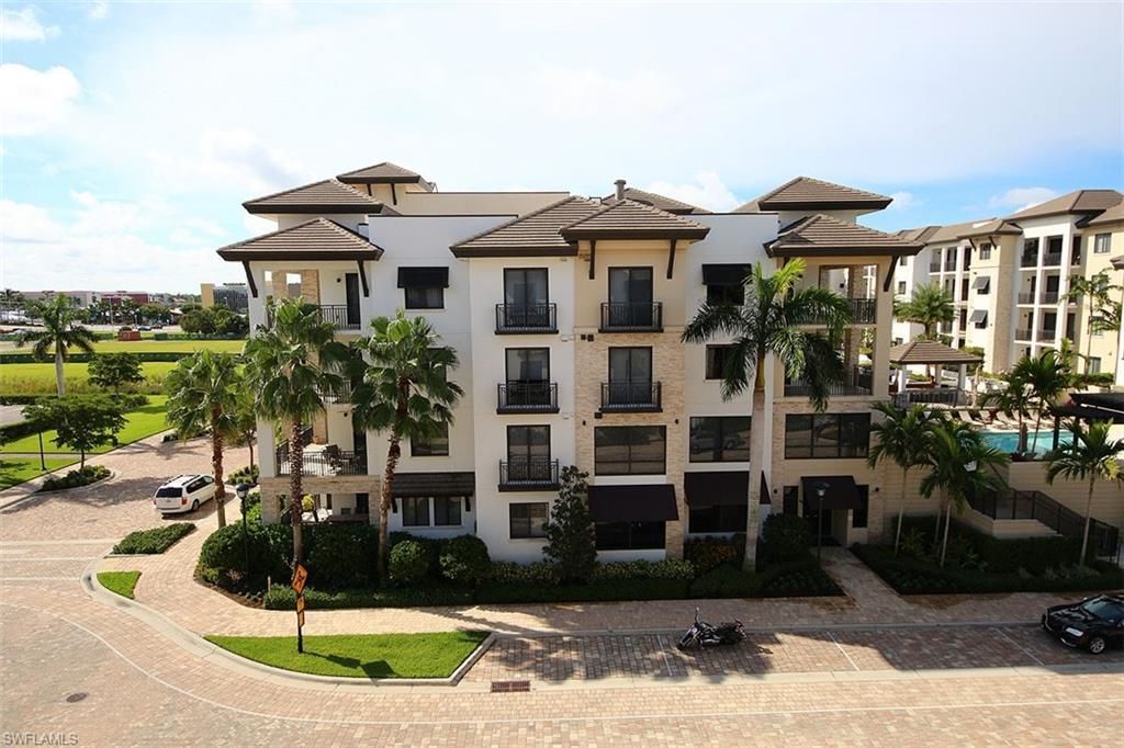 1035 3rd Ave S, Unit 411, Naples, FL 34102 Photo