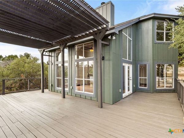 1815 Lakeside Drive, Canyon Lake, TX 78133