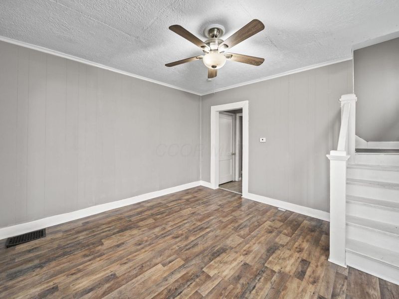 599 S Burgess Avenue, Columbus, OH 43204 Photo 12