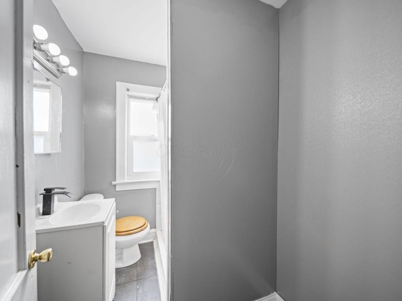 599 S Burgess Avenue, Columbus, OH 43204 Photo 23