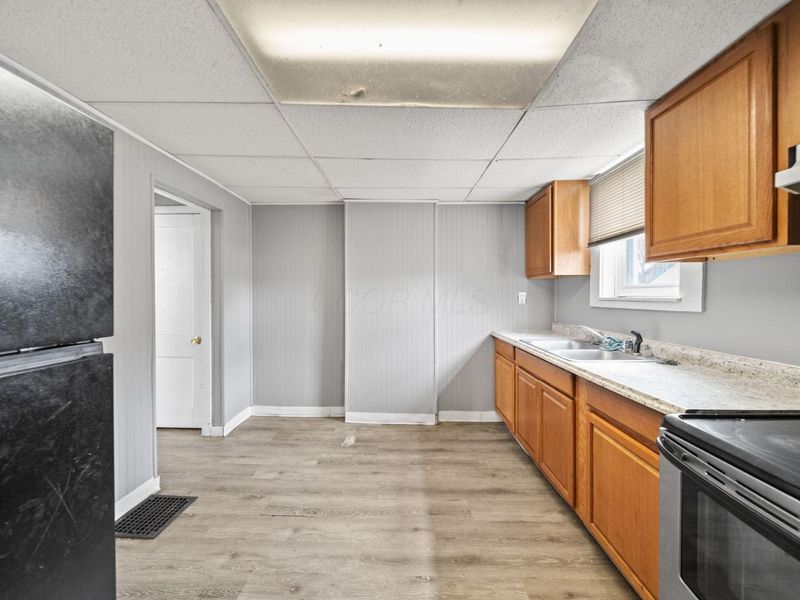 599 S Burgess Avenue, Columbus, OH 43204 Photo 9