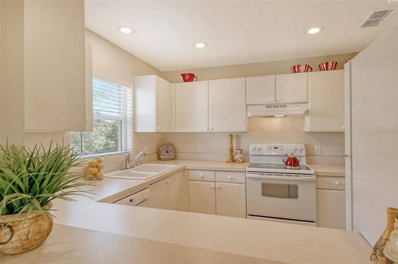 381 Bobby Jones Road, Unit 381, Sarasota, FL 34232 Photo