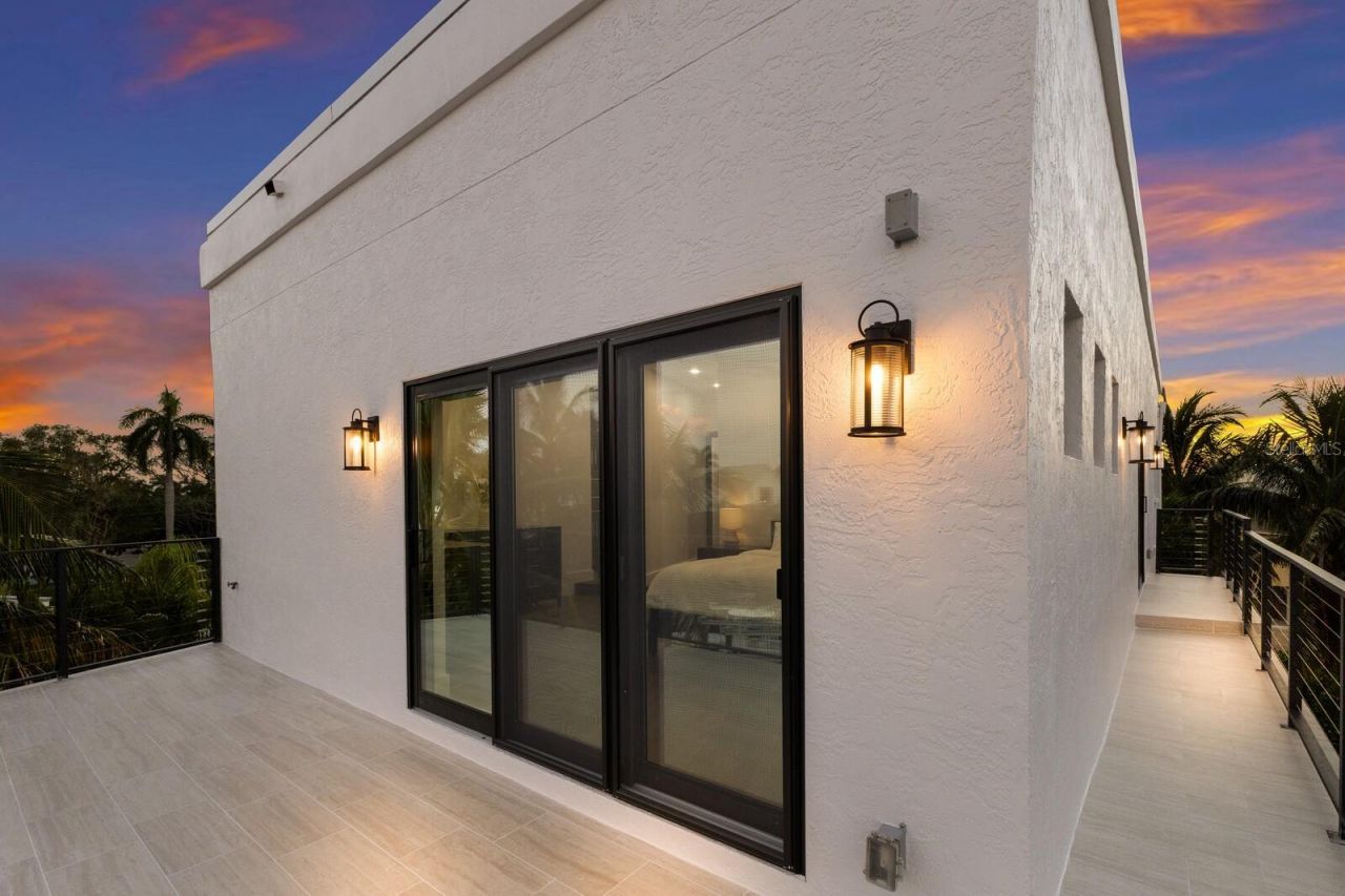 201 N Harbor Drive, Holmes Beach, FL 34217 Photo