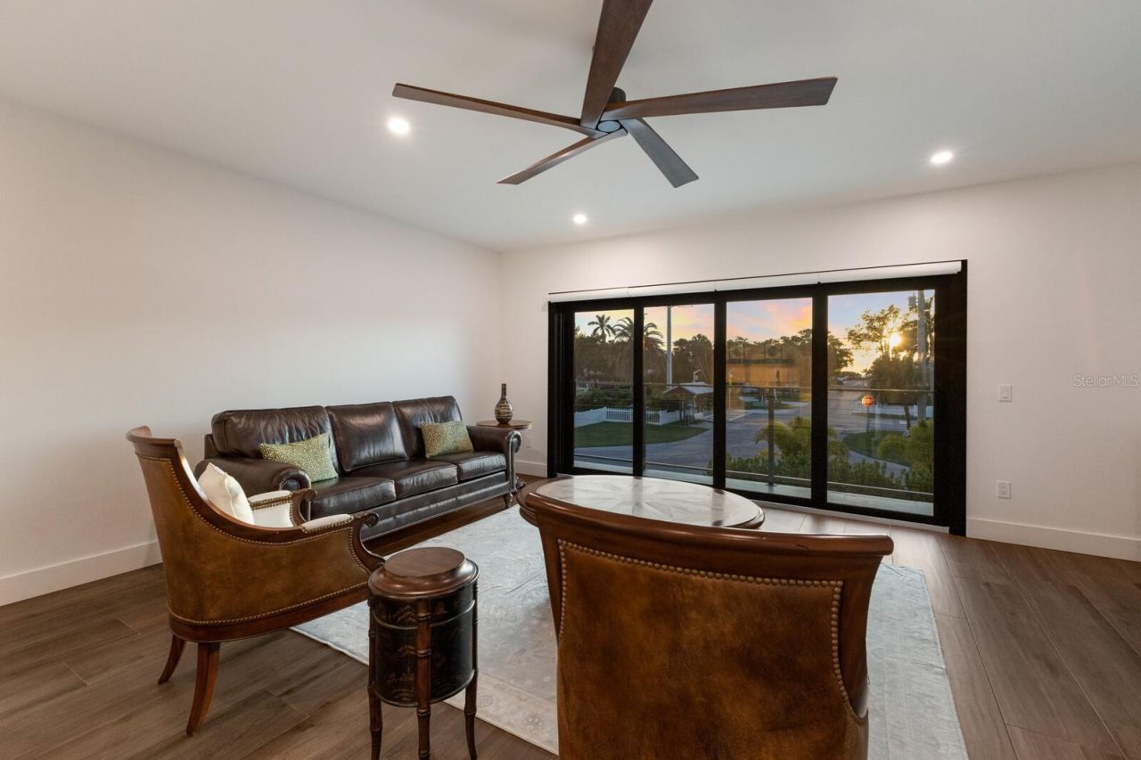 201 N Harbor Drive, Holmes Beach, FL 34217 Photo