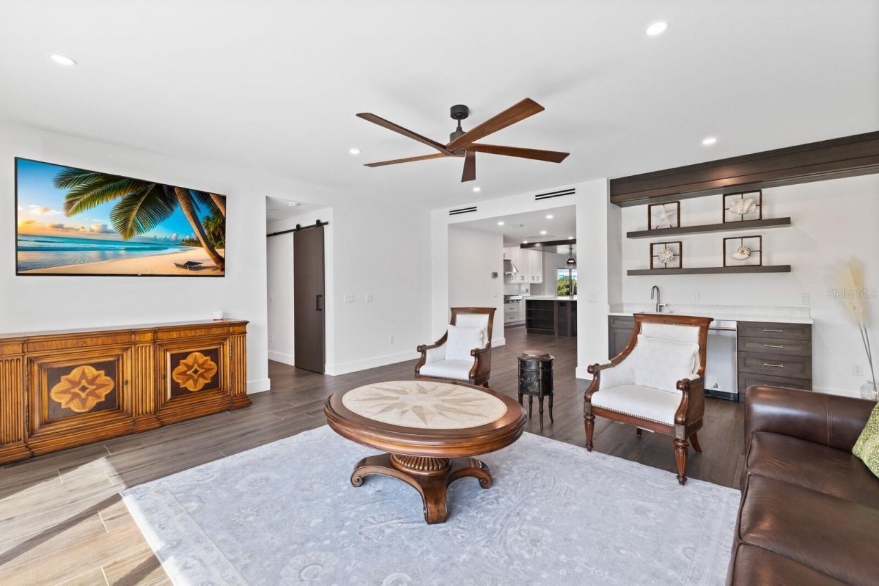 201 N Harbor Drive, Holmes Beach, FL 34217 Photo