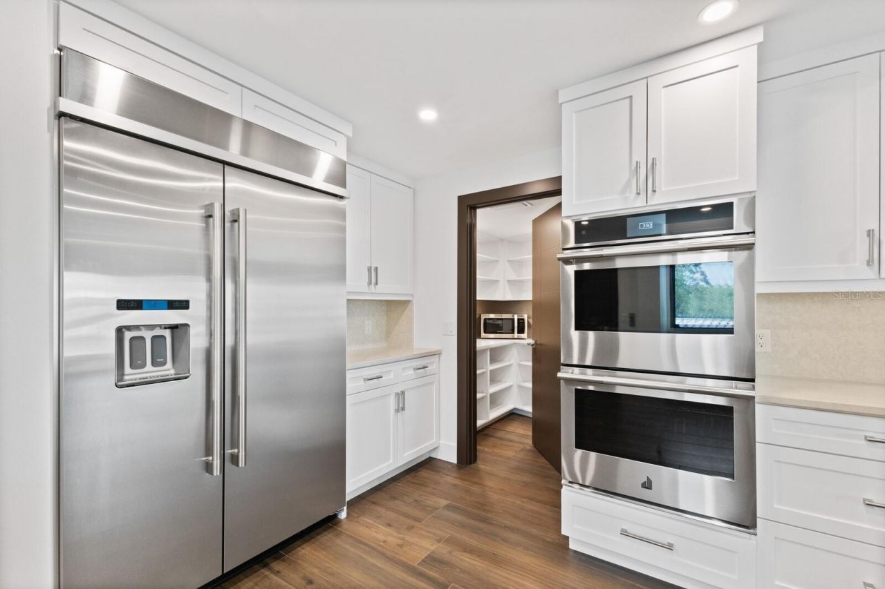 201 N Harbor Drive, Holmes Beach, FL 34217 Photo